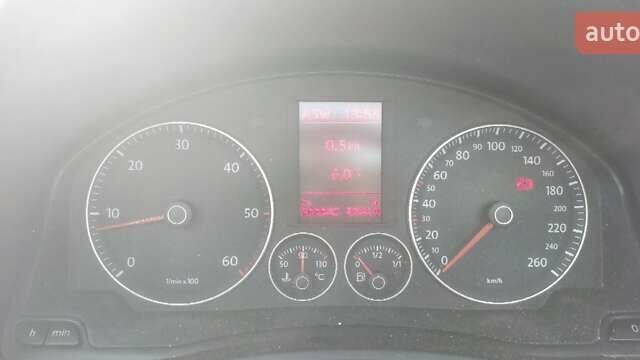 Чорний Фольксваген Еос, об'ємом двигуна 2 л та пробігом 266 тис. км за 7500 $, фото 6 на Automoto.ua