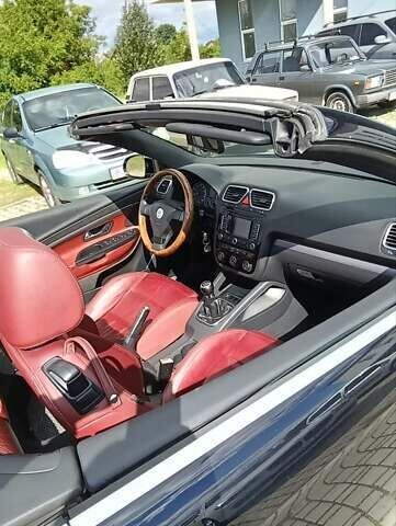 Черный Фольксваген Эос, объемом двигателя 1.4 л и пробегом 265 тыс. км за 8000 $, фото 11 на Automoto.ua