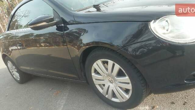 Чорний Фольксваген Еос, об'ємом двигуна 2 л та пробігом 266 тис. км за 7500 $, фото 21 на Automoto.ua