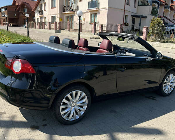 Черный Фольксваген Эос, объемом двигателя 1.4 л и пробегом 260 тыс. км за 7400 $, фото 4 на Automoto.ua