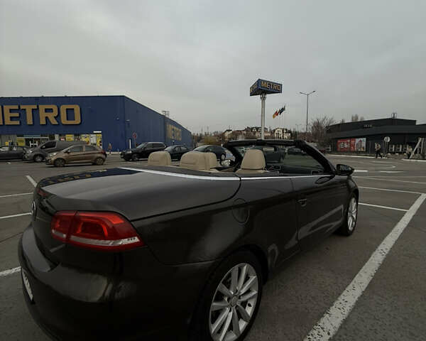 Коричневый Фольксваген Эос, объемом двигателя 1.98 л и пробегом 228 тыс. км за 7900 $, фото 6 на Automoto.ua