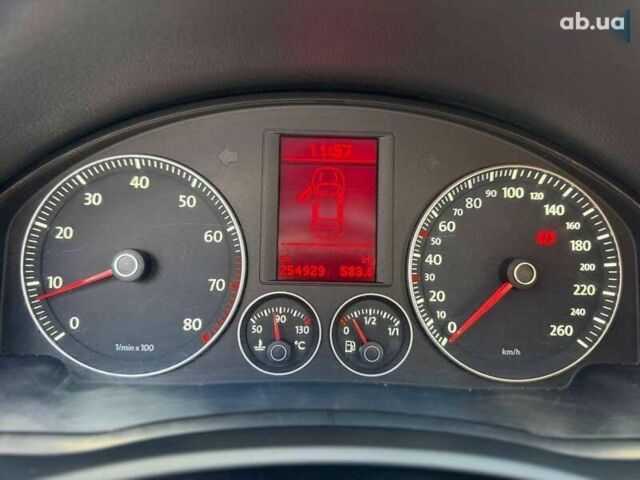 Фольксваген Эос, объемом двигателя 2 л и пробегом 255 тыс. км за 5590 $, фото 19 на Automoto.ua