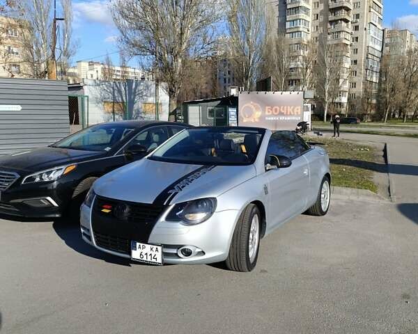 Фольксваген Еос, об'ємом двигуна 2 л та пробігом 217 тис. км за 7500 $, фото 20 на Automoto.ua