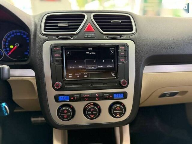 Фольксваген Еос, об'ємом двигуна 2 л та пробігом 213 тис. км за 6990 $, фото 27 на Automoto.ua