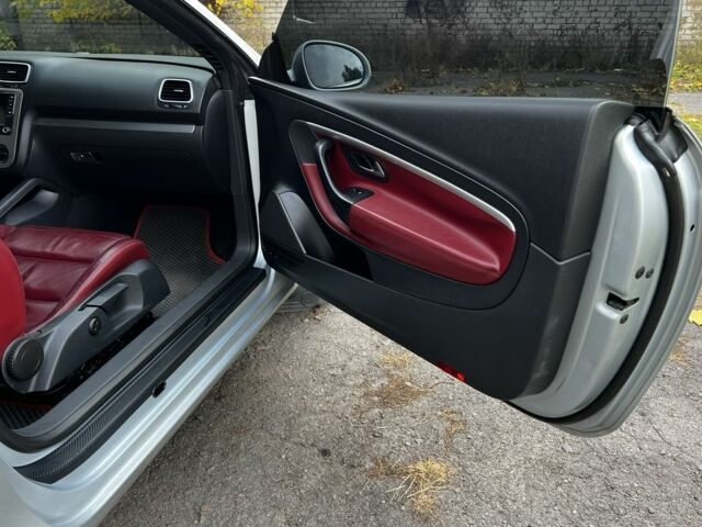 Серый Фольксваген Эос, объемом двигателя 2 л и пробегом 230 тыс. км за 4800 $, фото 11 на Automoto.ua