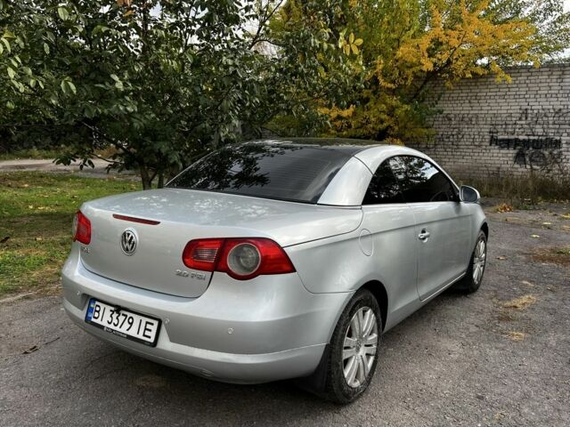 Серый Фольксваген Эос, объемом двигателя 2 л и пробегом 230 тыс. км за 4800 $, фото 5 на Automoto.ua