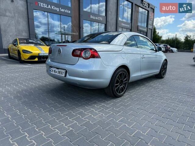 Серый Фольксваген Эос, объемом двигателя 1.98 л и пробегом 255 тыс. км за 6200 $, фото 4 на Automoto.ua