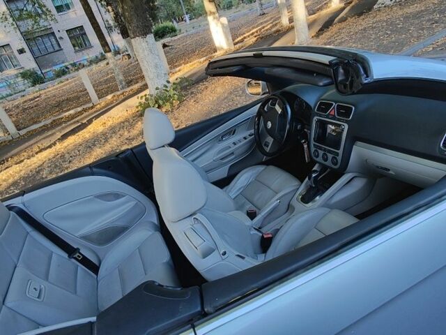 Фольксваген Эос 2008 в Каменское - Днепродзержинск на Automoto.ua Серый Фольксваген Эос, объемом двигателя 2 л и пробегом 150 тыс. км за 6500 $, фото 5 на Automoto.ua