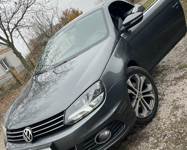 Серый Фольксваген Эос, объемом двигателя 1.98 л и пробегом 203 тыс. км за 9500 $, фото 8 на Automoto.ua