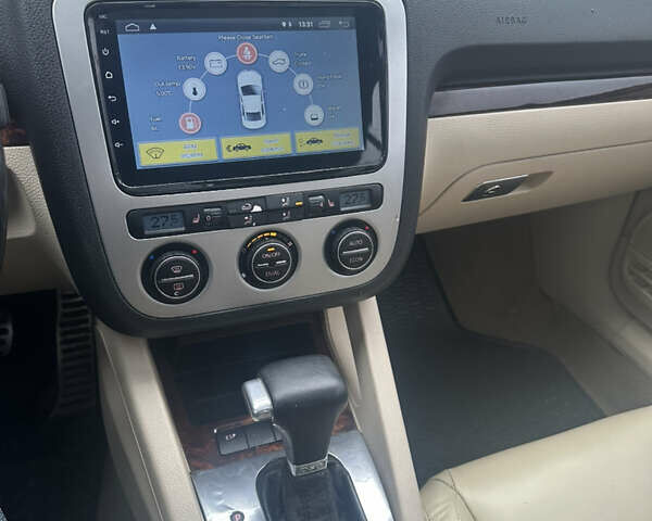 Синій Фольксваген Еос, об'ємом двигуна 1.98 л та пробігом 210 тис. км за 6777 $, фото 13 на Automoto.ua