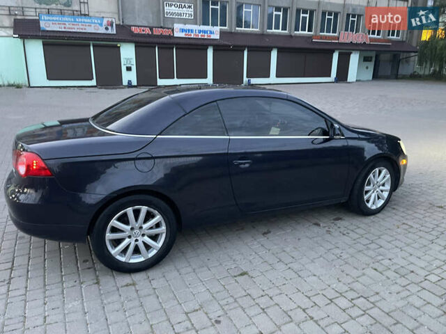 Синий Фольксваген Эос, объемом двигателя 1.98 л и пробегом 215 тыс. км за 7500 $, фото 25 на Automoto.ua