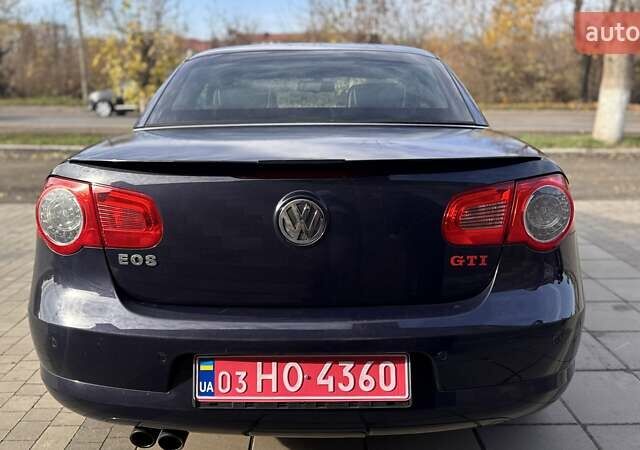 Синий Фольксваген Эос, объемом двигателя 2 л и пробегом 238 тыс. км за 6999 $, фото 10 на Automoto.ua