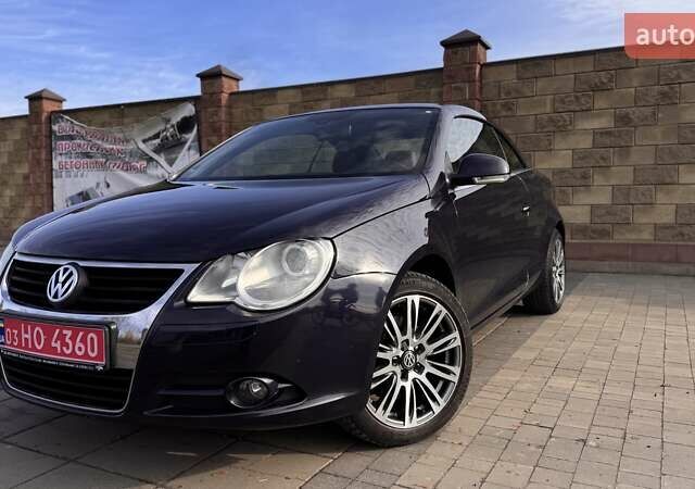 Синий Фольксваген Эос, объемом двигателя 2 л и пробегом 238 тыс. км за 6999 $, фото 2 на Automoto.ua