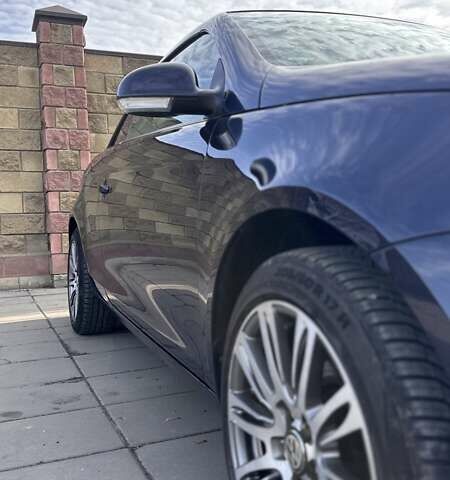 Синий Фольксваген Эос, объемом двигателя 2 л и пробегом 238 тыс. км за 6999 $, фото 6 на Automoto.ua