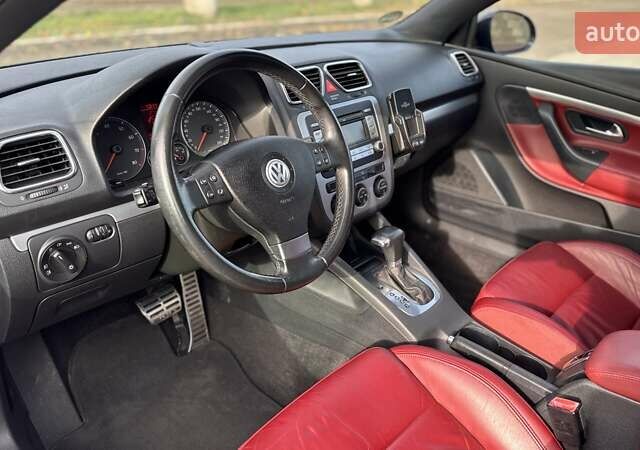 Синий Фольксваген Эос, объемом двигателя 2 л и пробегом 238 тыс. км за 6999 $, фото 14 на Automoto.ua