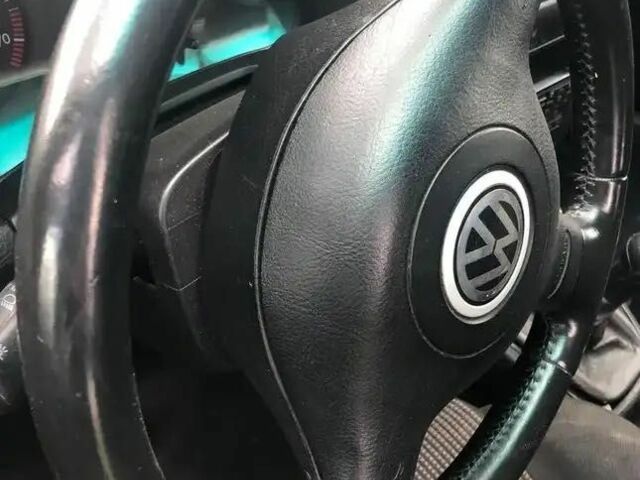 Черный Фольксваген ЕвроВан, объемом двигателя 0 л и пробегом 123 тыс. км за 386 $, фото 1 на Automoto.ua