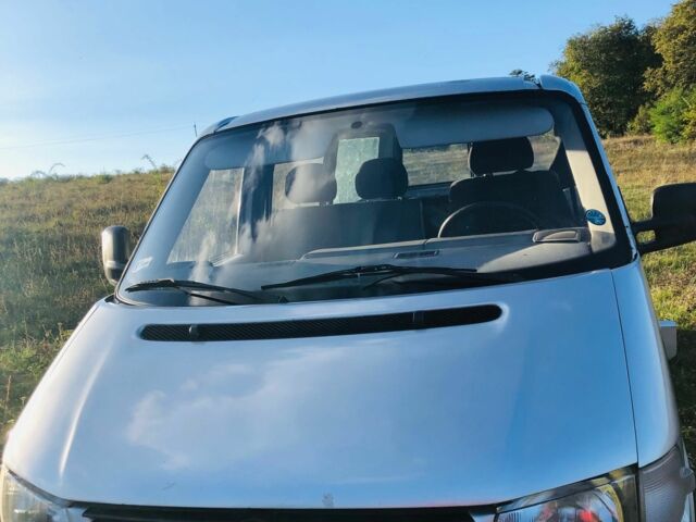 Черный Фольксваген ЕвроВан, объемом двигателя 0 л и пробегом 123 тыс. км за 386 $, фото 4 на Automoto.ua