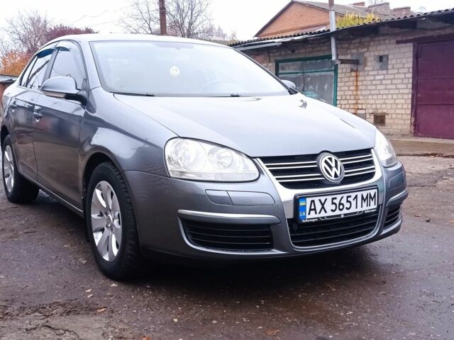 Серый Фольксваген ЕвроВан, объемом двигателя 1.9 л и пробегом 265 тыс. км за 5800 $, фото 4 на Automoto.ua