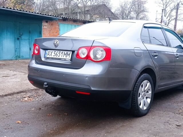 Серый Фольксваген ЕвроВан, объемом двигателя 1.9 л и пробегом 265 тыс. км за 5800 $, фото 1 на Automoto.ua