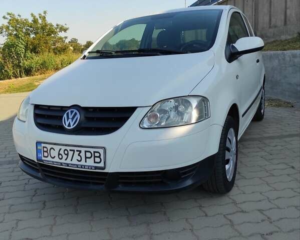 Белый Фольксваген Фокс, объемом двигателя 1.2 л и пробегом 240 тыс. км за 3100 $, фото 19 на Automoto.ua