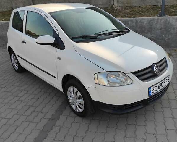 Белый Фольксваген Фокс, объемом двигателя 1.2 л и пробегом 240 тыс. км за 3100 $, фото 17 на Automoto.ua