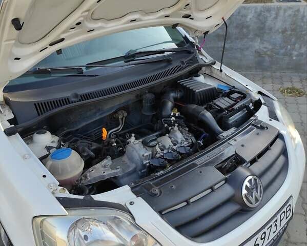 Белый Фольксваген Фокс, объемом двигателя 1.2 л и пробегом 240 тыс. км за 3100 $, фото 15 на Automoto.ua