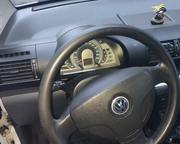 Білий Фольксваген Фокс, об'ємом двигуна 1.2 л та пробігом 327 тис. км за 4100 $, фото 37 на Automoto.ua