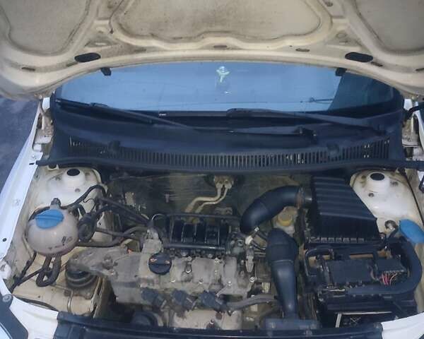 Білий Фольксваген Фокс, об'ємом двигуна 1.2 л та пробігом 327 тис. км за 4100 $, фото 41 на Automoto.ua