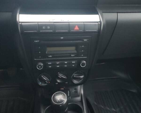 Білий Фольксваген Фокс, об'ємом двигуна 1.2 л та пробігом 327 тис. км за 4100 $, фото 32 на Automoto.ua