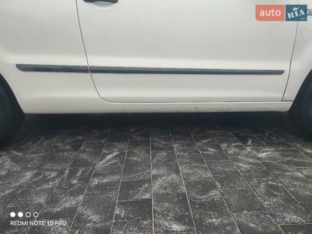 Білий Фольксваген Фокс, об'ємом двигуна 1.2 л та пробігом 327 тис. км за 4100 $, фото 16 на Automoto.ua