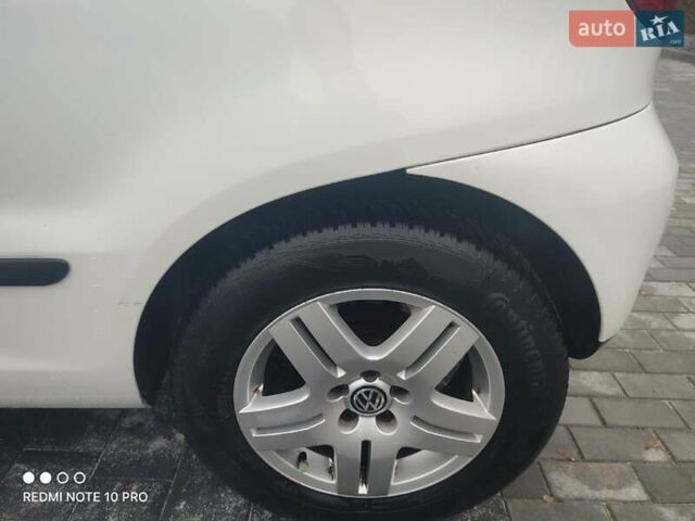Білий Фольксваген Фокс, об'ємом двигуна 1.2 л та пробігом 327 тис. км за 4100 $, фото 13 на Automoto.ua