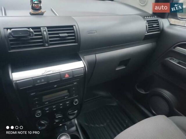 Білий Фольксваген Фокс, об'ємом двигуна 1.2 л та пробігом 327 тис. км за 4100 $, фото 35 на Automoto.ua