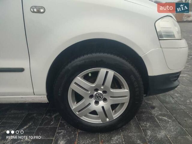 Білий Фольксваген Фокс, об'ємом двигуна 1.2 л та пробігом 327 тис. км за 4100 $, фото 11 на Automoto.ua