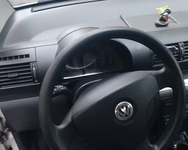 Білий Фольксваген Фокс, об'ємом двигуна 1.2 л та пробігом 327 тис. км за 4100 $, фото 36 на Automoto.ua