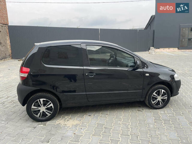 Чорний Фольксваген Фокс, об'ємом двигуна 1.2 л та пробігом 283 тис. км за 3000 $, фото 16 на Automoto.ua