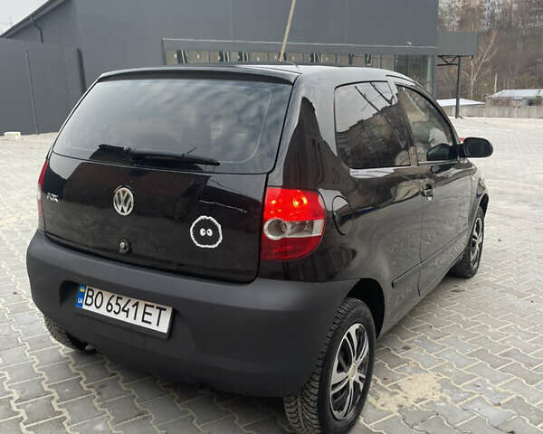 Чорний Фольксваген Фокс, об'ємом двигуна 1.2 л та пробігом 283 тис. км за 3000 $, фото 13 на Automoto.ua