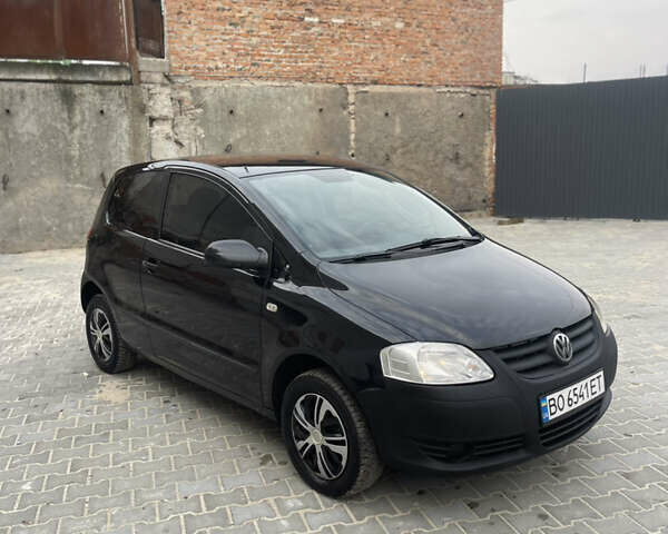 Чорний Фольксваген Фокс, об'ємом двигуна 1.2 л та пробігом 283 тис. км за 3000 $, фото 23 на Automoto.ua