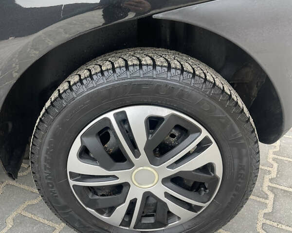 Чорний Фольксваген Фокс, об'ємом двигуна 1.2 л та пробігом 283 тис. км за 3000 $, фото 25 на Automoto.ua