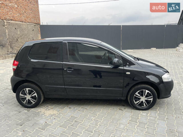 Чорний Фольксваген Фокс, об'ємом двигуна 1.2 л та пробігом 283 тис. км за 3000 $, фото 17 на Automoto.ua
