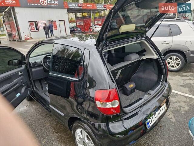 Фольксваген Фокс 2006 в Киеве на Automoto.ua Черный Фольксваген Фокс, объемом двигателя 1.2 л и пробегом 180 тыс. км за 3699 $, фото 4 на Automoto.ua