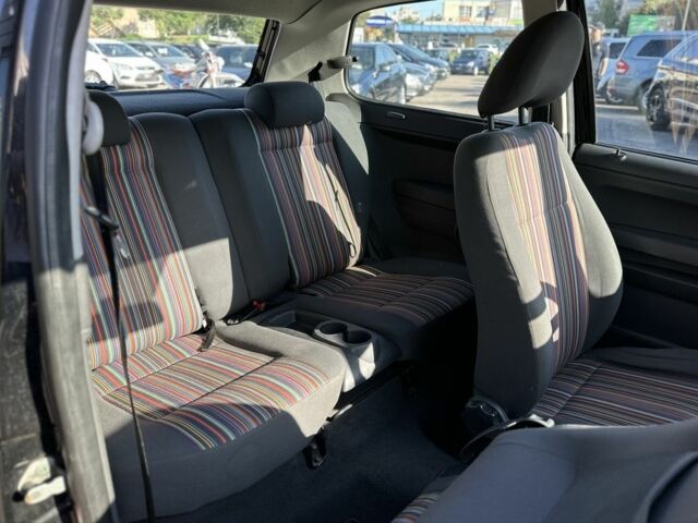 Фольксваген Фокс 2006 в Львове на Automoto.ua Черный Фольксваген Фокс, объемом двигателя 1.2 л и пробегом 193 тыс. км за 3999 $, фото 20 на Automoto.ua