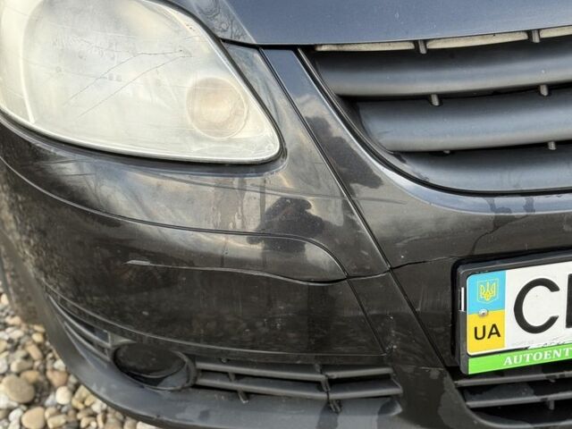 Черный Фольксваген Фокс, объемом двигателя 1.4 л и пробегом 100 тыс. км за 2990 $, фото 5 на Automoto.ua