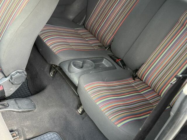 Черный Фольксваген Фокс, объемом двигателя 1.4 л и пробегом 100 тыс. км за 2990 $, фото 8 на Automoto.ua