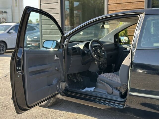 Фольксваген Фокс 2006 в Львове на Automoto.ua Черный Фольксваген Фокс, объемом двигателя 1.2 л и пробегом 193 тыс. км за 3999 $, фото 10 на Automoto.ua