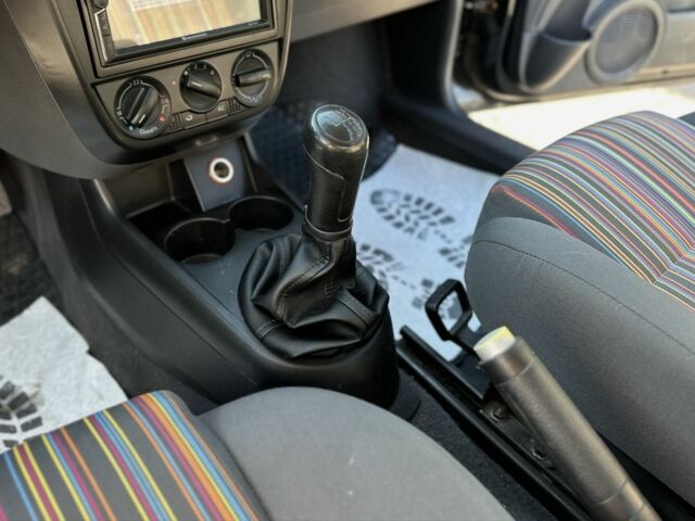 Фольксваген Фокс 2006 в Львове на Automoto.ua Черный Фольксваген Фокс, объемом двигателя 1.2 л и пробегом 193 тыс. км за 3999 $, фото 18 на Automoto.ua