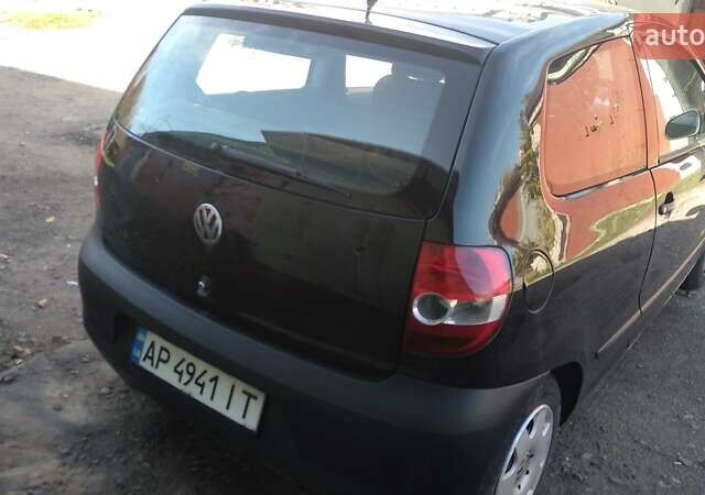 Чорний Фольксваген Фокс, об'ємом двигуна 1.2 л та пробігом 212 тис. км за 2500 $, фото 6 на Automoto.ua
