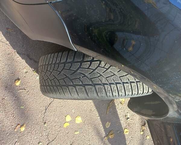 Черный Фольксваген Фокс, объемом двигателя 1.2 л и пробегом 170 тыс. км за 3400 $, фото 1 на Automoto.ua