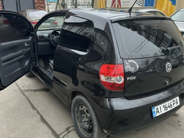 Черный Фольксваген Фокс, объемом двигателя 1.2 л и пробегом 130 тыс. км за 2450 $, фото 5 на Automoto.ua