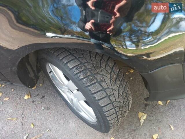 Черный Фольксваген Фокс, объемом двигателя 1.2 л и пробегом 170 тыс. км за 3400 $, фото 2 на Automoto.ua