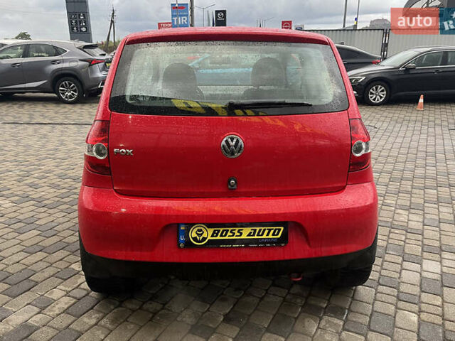 Красный Фольксваген Фокс, объемом двигателя 1.2 л и пробегом 144 тыс. км за 4300 $, фото 5 на Automoto.ua